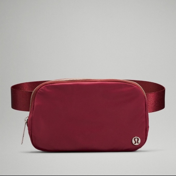 lululemon athletica Handbags - NWT Lululemon Everywhere Belt Bag in Mulled Wine